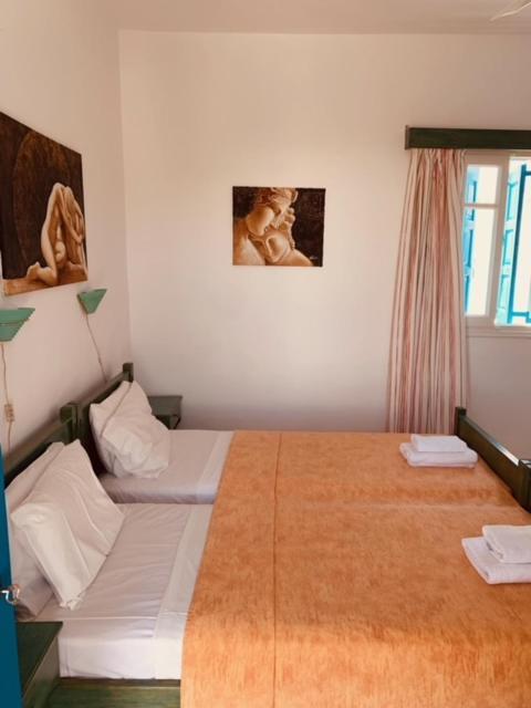 Manousos Rooms Adamantas  Zewnętrze zdjęcie