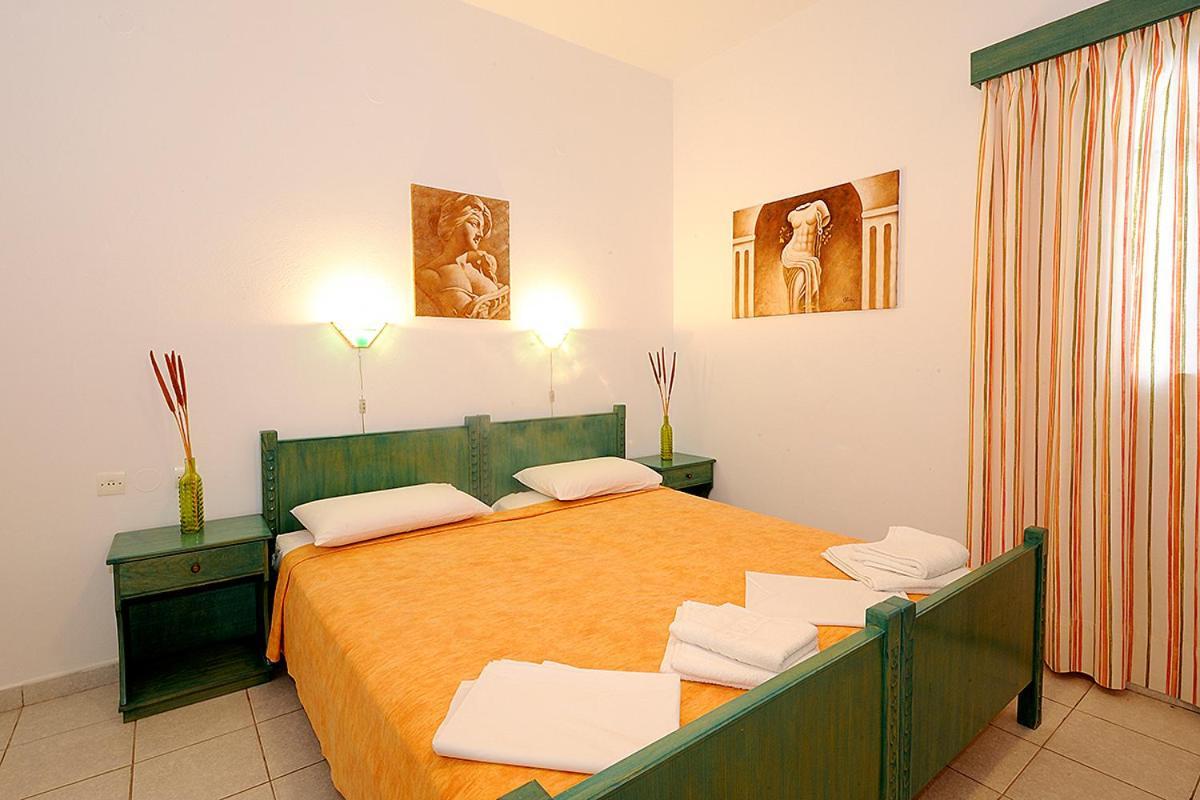 Manousos Rooms Adamantas  Zewnętrze zdjęcie